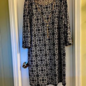 2xl black & white dress. Worn only a few times